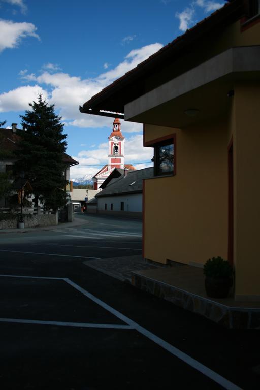 Guest House Klub Kovac Naklo Eksteriør bilde