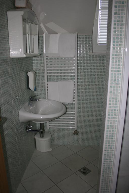 Guest House Klub Kovac Naklo Rom bilde